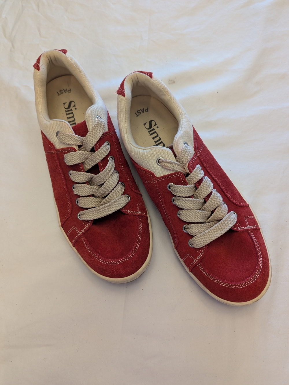 Simple Casual Cherry Red Suede Low-Top Sneakers